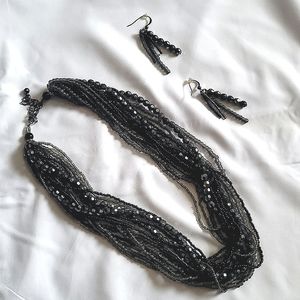 Black and Grey beaded jewelry sey